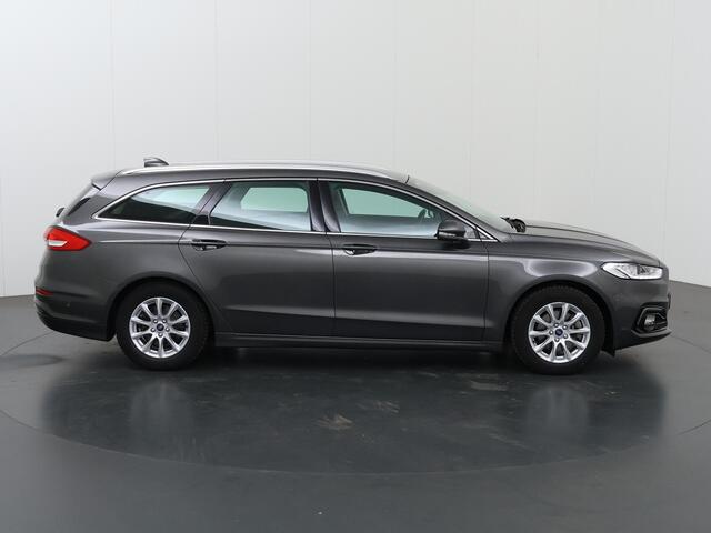 Ford MONDEO Wagon 2.0 IVCT HEV Titanium | Winterpakket | Cruise Control Adaptief | Keyless Go | Parkeercamera | Dodehoekdetectie |
