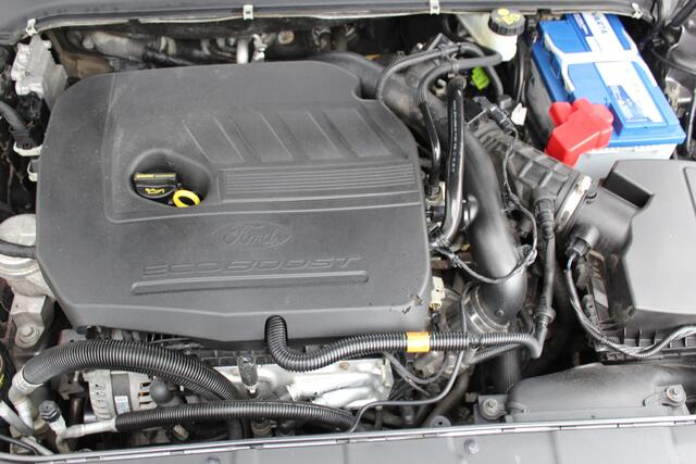 Ford MONDEO 1.5-160pk Titanium. U wenst een comfortabele reiswagen ? Zoek niet verder ! Volautm. airco, metallic lak, LM wln, trekhaak, verwarmd voorraam, LED verl., navigatie, telefoonvoorb., elektr. achterklep, keyless entry/keyless go, parkeersensoren v+a etc.