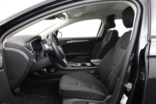 Ford MONDEO Wagon 2.0 IVCT HEV Titanium Carplay Cruise Stoelverw.