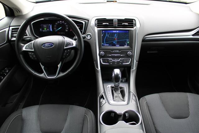 Ford MONDEO Wagon 2.0 IVCT HEV Titanium | Stoelverwarming | Climate Control | Cruise Control |All Season banden | Apple Carplay/ Android Auto | LED | LMV