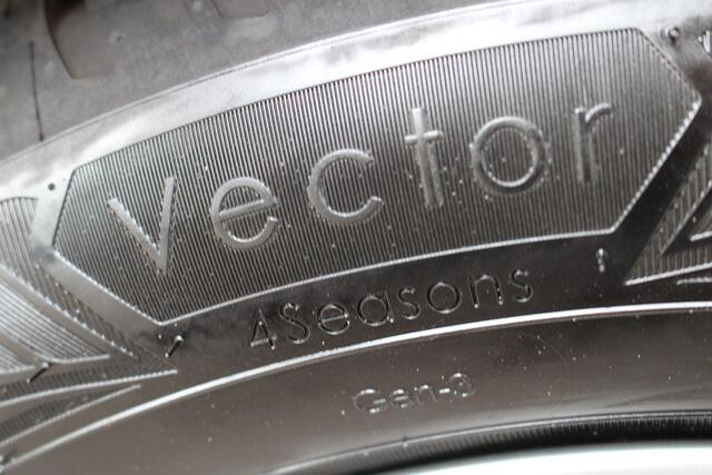 Ford MONDEO Wagon 2.0 IVCT HEV Titanium | Stoelverwarming | Climate Control | Cruise Control |All Season banden | Apple Carplay/ Android Auto | LED | LMV