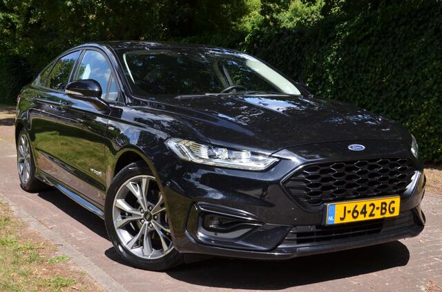 Ford MONDEO 2.0 IVCT HEV ST-Line Navi/Pdc/Ecc/Stoelverwarming/Apple Carplay/Android Auto/ Privacy Glass/Elektrisch verstelb. bestuurdersstoel met geheugen