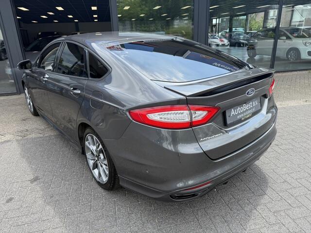 Ford MONDEO 2.0 ST Line Titanium Sedan 200PK Topstaat.