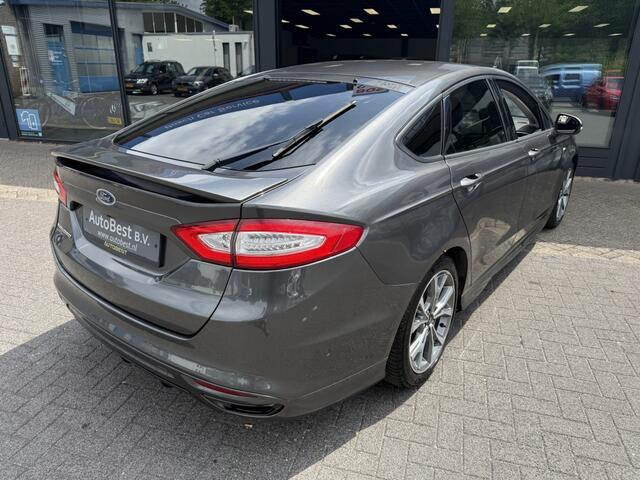 Ford MONDEO 2.0 ST Line Titanium Sedan 200PK Topstaat.