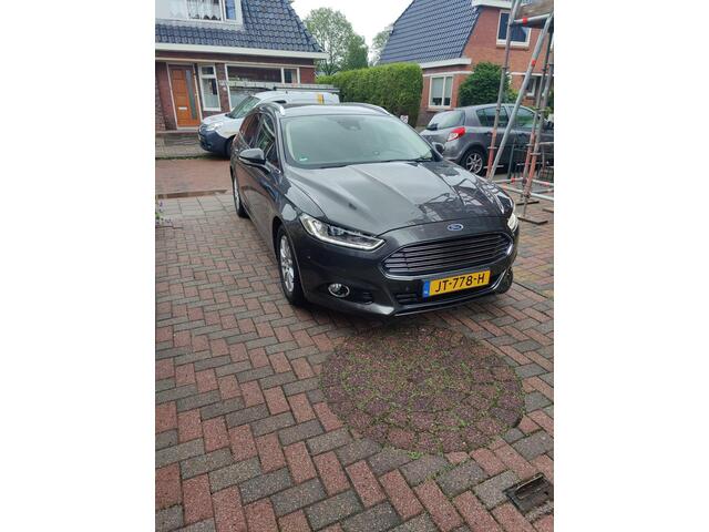 Ford MONDEO Wagon 1.5 Titanium Stoelverwarming | trekhaak