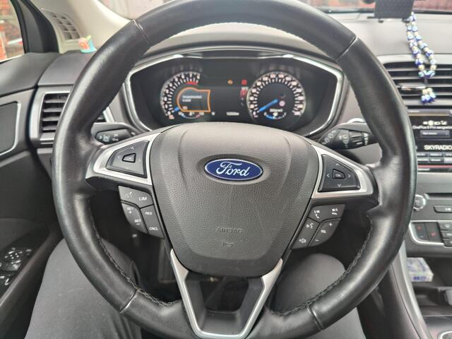 Ford MONDEO Wagon 1.5 Titanium Stoelverwarming | trekhaak