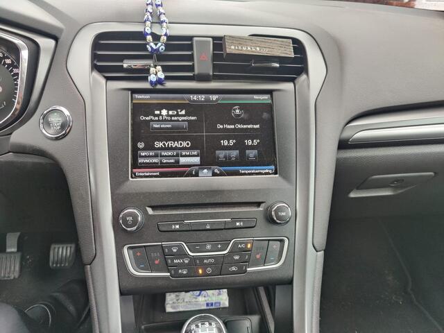 Ford MONDEO Wagon 1.5 Titanium Stoelverwarming | trekhaak
