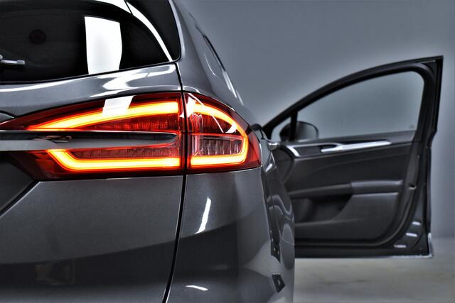 Ford MONDEO Wagon 2.0 IVCT HEV 187pk Automaat Titanium Pano/Camera/Keyless/Navi/Led/Stoelverw./Adap.Cruise