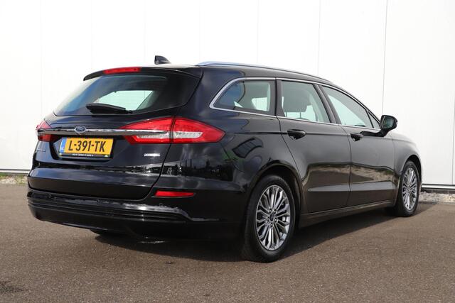 Ford MONDEO Wagon 2.0 IVCT HEV Titanium 17 inch LMV Carplay Android Navigatie Climate Cruise Control Stoelverwarming Parkeersensor