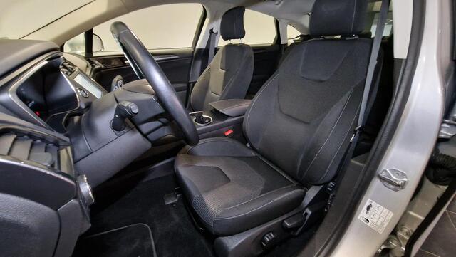 Ford MONDEO 2.0 IVCT HEV Titanium | Navigatie | Stoel verw. | Climate control