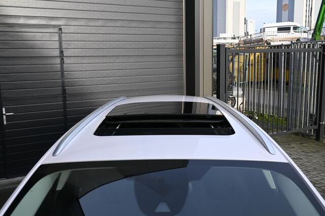 Ford MONDEO Wagon 2.0 IVCT HEV Titanium | SCHUIF/KANTELDAK | CAMERA | STOELVERWARMING | NAVI | CRUISE CONTROL | CLIMATE CONTROL | PDC | LMV