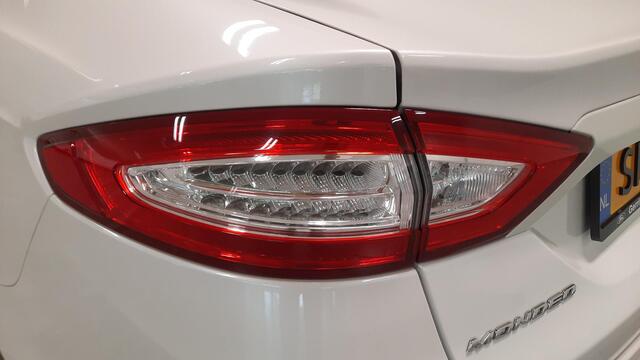 Ford MONDEO 2.0 IVCT HEV Titanium X