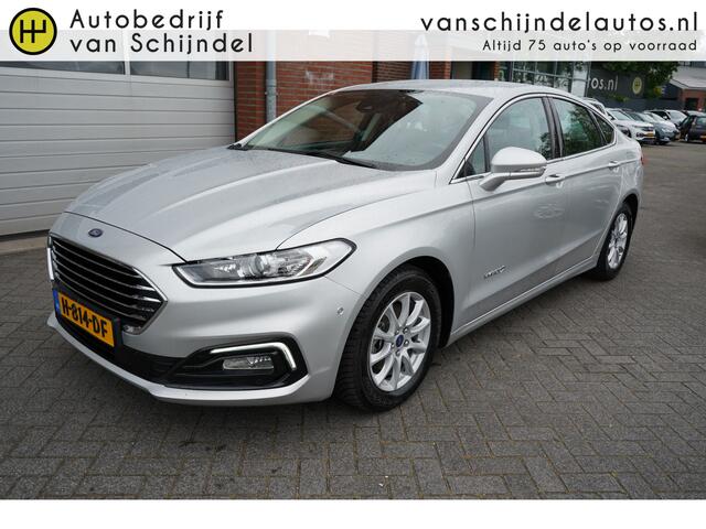 Ford MONDEO 2.0 IVCT HEV Titanium NL AUTO - NAP - AUTOMAAT NAVI - PARKEERSENSOREN V+A - CLIMA - CRUISE - DAB+ - RIJSTROOKSENSOR - LM VELGEN - AUT. VERLICHTING - 4 ELEKTR RAMEN / SPIEGELS