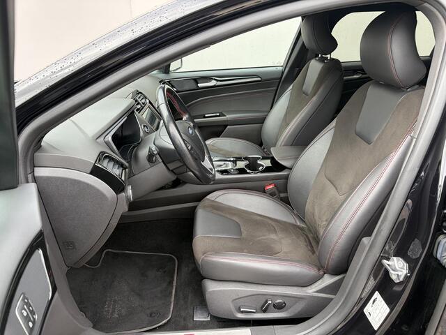 Ford MONDEO Wagon 2.0 IVCT HEV ST-Line / Navigatie SYNC 3 / Cruise control / Elektrische achterklep / Stoelgeheugen bestuurder / Achteruitrijcamera / Verwarmde voorstoelen