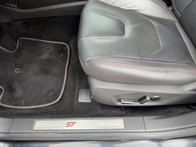 Ford MONDEO Wagon 2.0 IVCT HEV ST-Line Carplay/Pano/Leer/Sony/Camera/Clima
