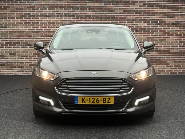 Ford MONDEO 2.0 IVCT HEV Titanium X