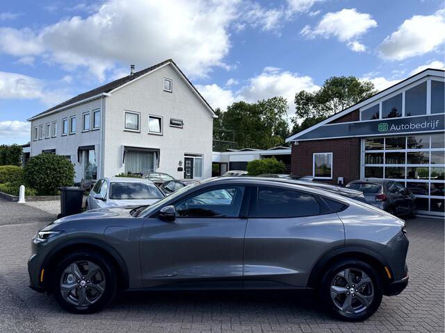 Ford MUSTANG Mach-E Extended RWD 98 kWh Leer, Camera, Stoel/Stuur Verwarming, Trekhaak