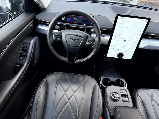 Ford MUSTANG Mach-E Extended RWD 98 kWh Leer, Camera, Stoel/Stuur Verwarming, Trekhaak