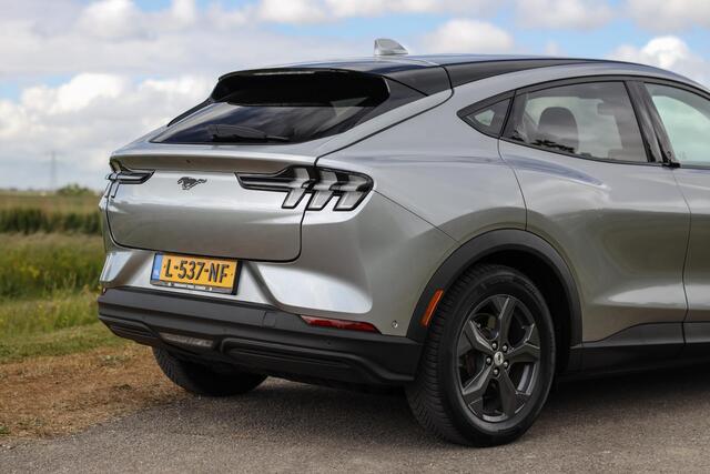 Ford MUSTANG Mach-E RWD 75 kWh ? Leder ? 360CAM ? B&O