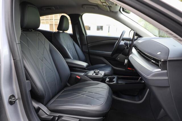 Ford MUSTANG Mach-E RWD 75 kWh ? Leder ? 360CAM ? B&O