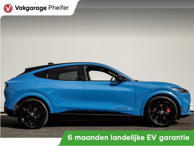 Ford MUSTANG Mach-E Extended Range First Edition AWD 98 kWh Panoramadak/ B&O/ Trekhaak/ Lederen int./ Camera/ Stoel-stuurverwarming