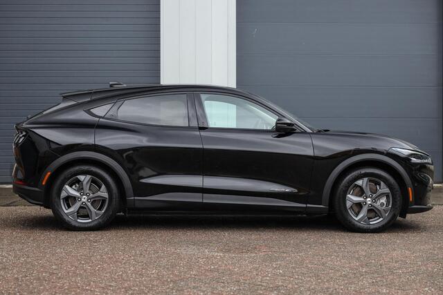 Ford MUSTANG Mach-E Extended RWD 98 kWh ? Pano ? B&O ? ACC