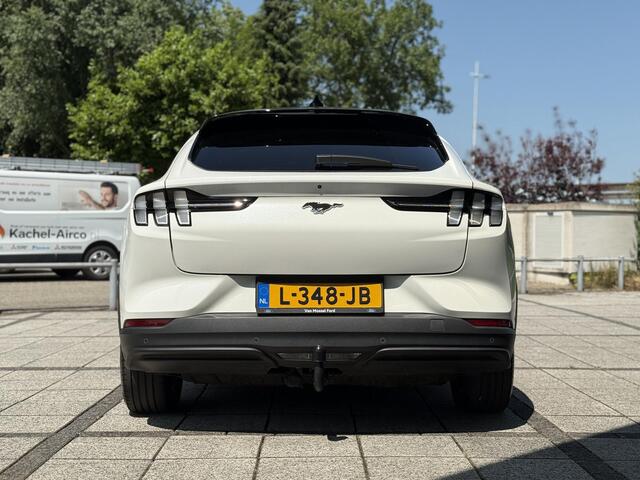 Ford MUSTANG Mach-E Extended 98 kWh | Trekhaak | Panorama | 600 km Range! | Bang & Olufssen |