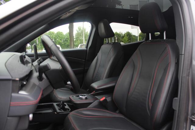 Ford MUSTANG Mach-E Extended First Edition AWD 98 kWh / Panoramadak / Camera / Leder / 19'' / B&O / Keyless / DAB / Dodehoek / ACC / Navigatie / Sfeerverlichting / Stoelverwarming