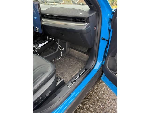 Ford MUSTANG Mach-E Extended First Edition AWD 98 kWh | 360 Camera | Bang & Olufsen | Elektrisch verstelbaar en verwarmbare stoelen