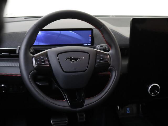 Ford MUSTANG Mach-E Extended AWD 98 kWh | Automaat | Achteruitrijcamera | Full screen
