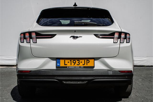 Ford MUSTANG Mach-E RWD 75 kWh Panoramadak/ B&O/ Lederen int./ 360 Camera/ Stoel-stuurverwarming/ Elektr. achterklep