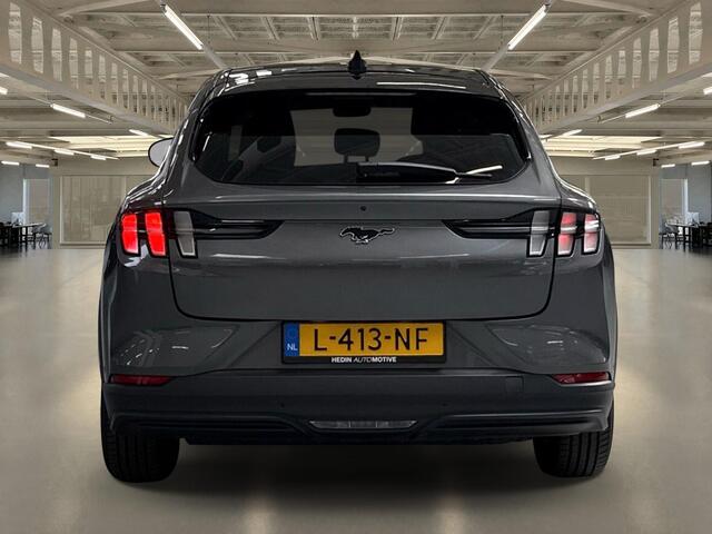 Ford MUSTANG Mach-E Extended RWD 98 kWh Grote Accu ! Alle Opties !