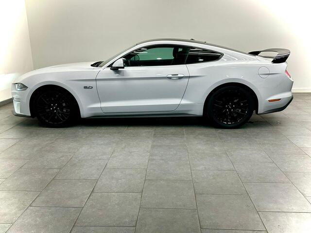 Ford MUSTANG Fastback 5.0 V8 GT