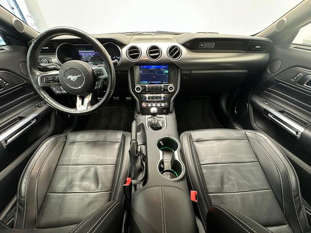 Ford MUSTANG Fastback 5.0 V8 GT