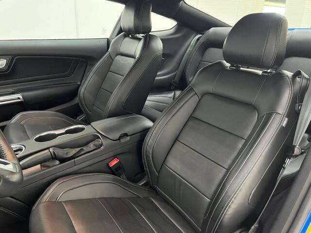 Ford MUSTANG 5.0 V8 GT Fastback Performance