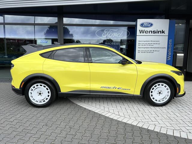 Ford MUSTANG Mach-E Rally Extended Range AWD 98 kWh | 487PK | 510KM Actieradius | Warmtepomp | 20 inch velgen
