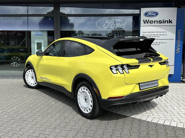 Ford MUSTANG Mach-E Rally Extended Range AWD 98 kWh | 487PK | 510KM Actieradius | Warmtepomp | 20 inch velgen