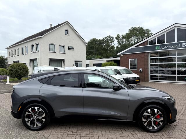 Ford MUSTANG Mach-E Extended AWD 98 kWh Leer, Camera, Stoel/Stuur Verwarming, Adap.Cruise