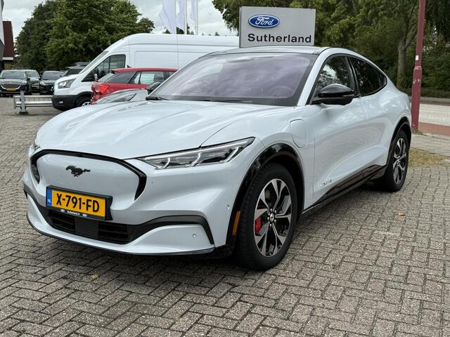 Ford MUSTANG Mach-E Premium AWD 75 kWh | SCI | 269pk Panorama dak | B&O Audio | Adaptieve Cruise | Dodehoeksensoren | Elek Achterklep