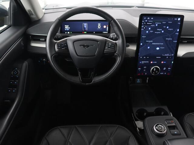 Ford MUSTANG Mach-E Extended RWD 98 kWh | Leder | Stoelverwarming | Adaptive cruise | Camera | Carplay | Keyless | Stuurverwarming