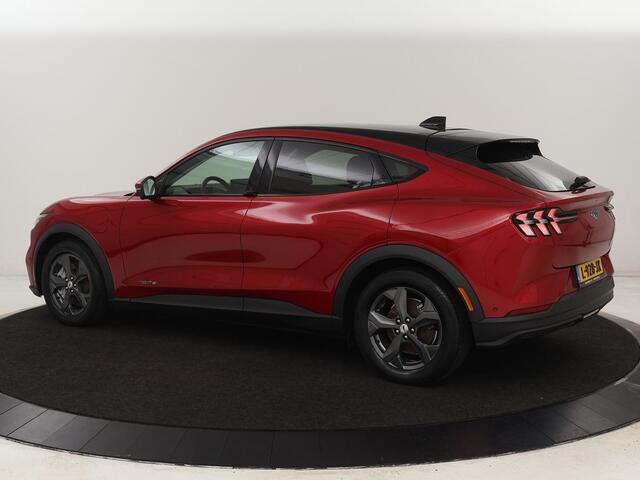 Ford MUSTANG Mach-E RWD 75 kWh | Leder | Stoelverwarming | 360 Camera | Adaptive cruise | B&O Sound | Stuurverwarming | Carplay | Navigatie