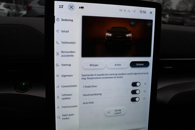 Ford MUSTANG Mach-E Extended AWD 98 kWh / SoH 94.1% / Trekhaak / Panoramadak / Camera / Leder / 19'' / B&O / Keyless / DAB / Dodehoek / ACC / Navigatie / Sfeerverlichting / Stoelverwarming