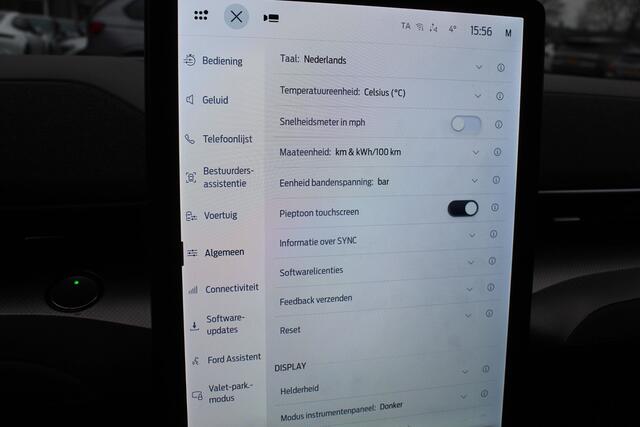 Ford MUSTANG Mach-E Extended AWD 98 kWh / SoH 94.1% / Trekhaak / Panoramadak / Camera / Leder / 19'' / B&O / Keyless / DAB / Dodehoek / ACC / Navigatie / Sfeerverlichting / Stoelverwarming