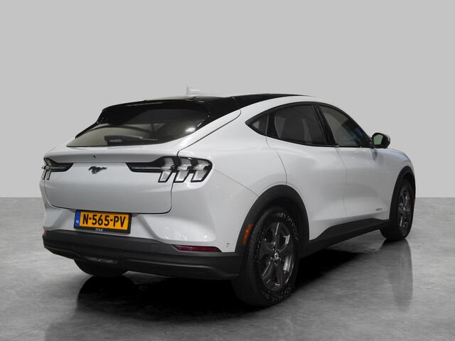 Ford MUSTANG Mach-E RWD 75 kWh B&O | Adaptive Cruise & Climate Control | Stoel & Stuurverwarming | Carplay | Camera | Orig. NL |