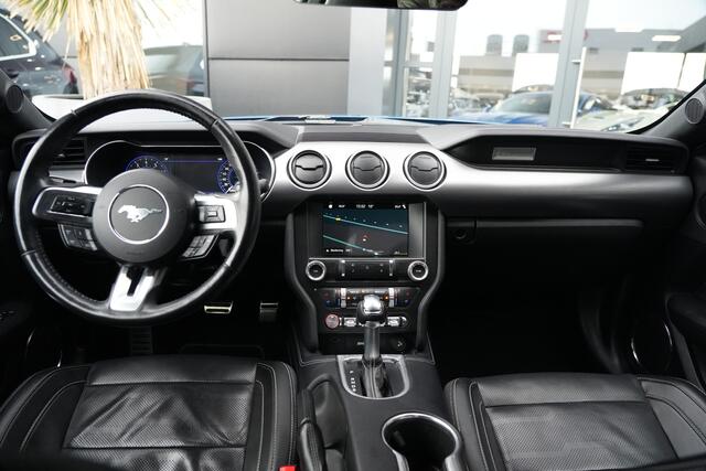 Ford MUSTANG Fastback 5.0 V8 GT 450pk Navigatie/Stoelverwarming/Carbon