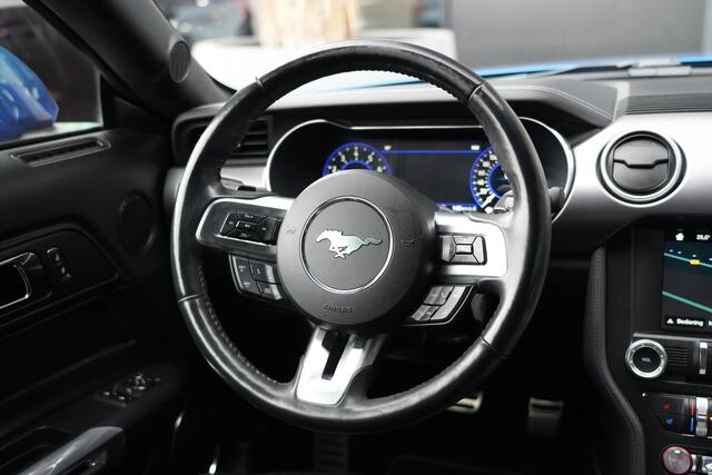 Ford MUSTANG Fastback 5.0 V8 GT 450pk Navigatie/Stoelverwarming/Carbon