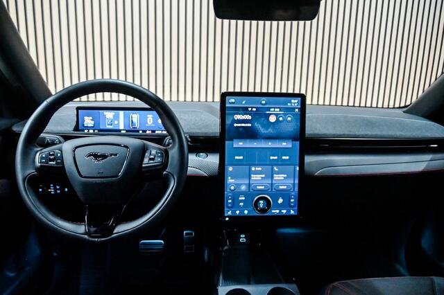 Ford MUSTANG AWD 75 kWh