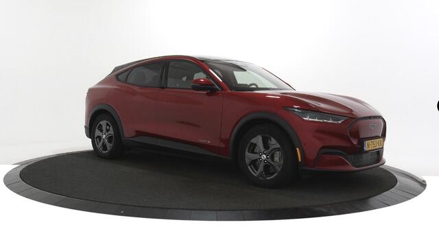 Ford MUSTANG Mach-E RWD 75 kWh Navigatie / 360 Camera / Trekhaak