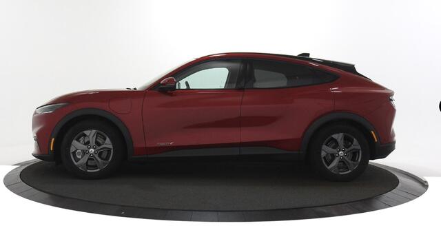 Ford MUSTANG Mach-E RWD 75 kWh Navigatie / 360 Camera / Trekhaak