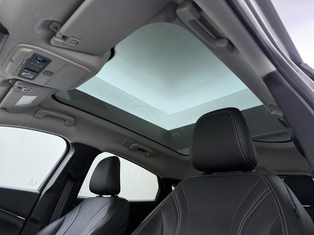 Ford MUSTANG Mach-E RWD 75kWh Leer (semi-)Autopilot PanoDak Trekhaak 360°Topview-Camera Adaptive-Cruise-Control Apple Carplay B&O®-Hifi 18" Elektr.A-Klep Connected-Services Ecc Stoel/Stuur-Verwarmd Park-Assist-PDC SOH 93% DAB Lane-Assist Keyless-go Autonomous Emergenc